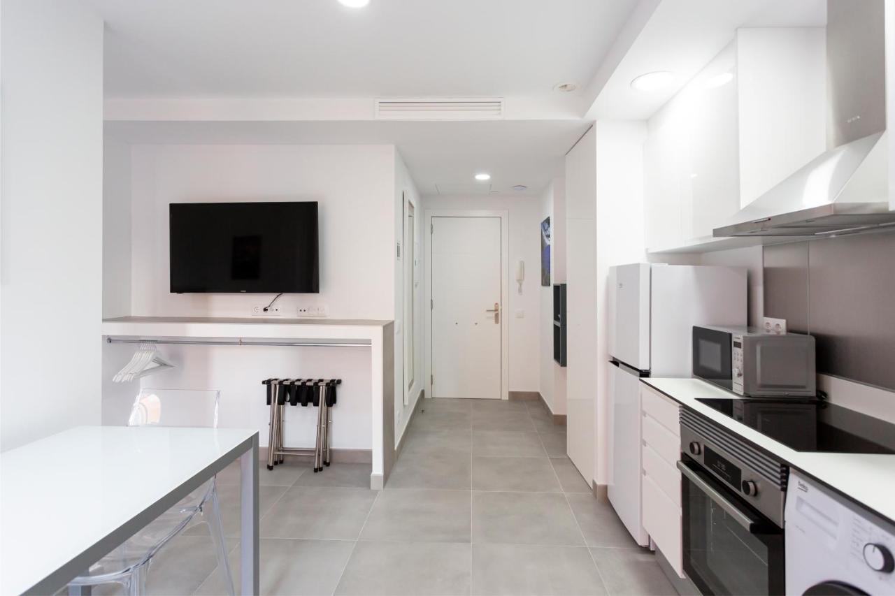 8 Lacus Baikal L'Hospitalet de Llobregat Exterior foto